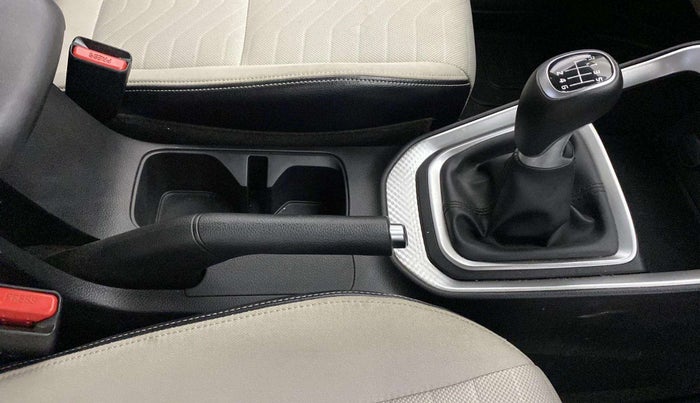 2022 KIA SONET HTX ANNIVERSARY EDITION 1.5, Diesel, Manual, 31,612 km, Gear Lever