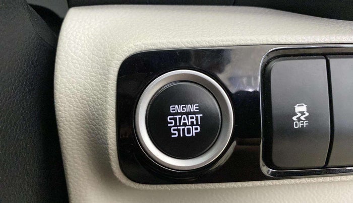2022 KIA SONET HTX ANNIVERSARY EDITION 1.5, Diesel, Manual, 31,612 km, Keyless Start/ Stop Button