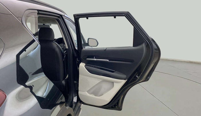 2022 KIA SONET HTX ANNIVERSARY EDITION 1.5, Diesel, Manual, 31,612 km, RHS Rear Door