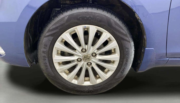 2019 Maruti Ciaz DELTA AT 1.5 SHVS PETROL, Petrol, Automatic, 76,977 km, Left Front Wheel