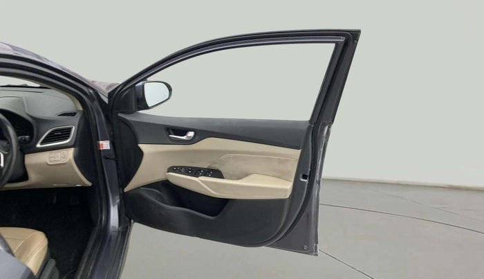 2019 Hyundai Verna 1.6 VTVT SX, Petrol, Manual, 96,922 km, RHS Front Door
