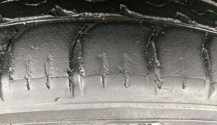 2019 Hyundai Verna 1.6 VTVT SX, Petrol, Manual, 96,922 km, Right Front Tyre Tread