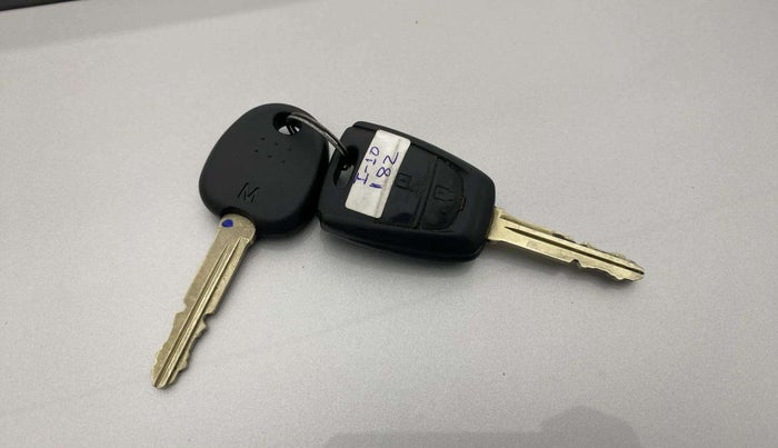 2018 Hyundai Grand i10 SPORTZ AT 1.2 KAPPA VTVT, Petrol, Automatic, 47,830 km, Key Close Up