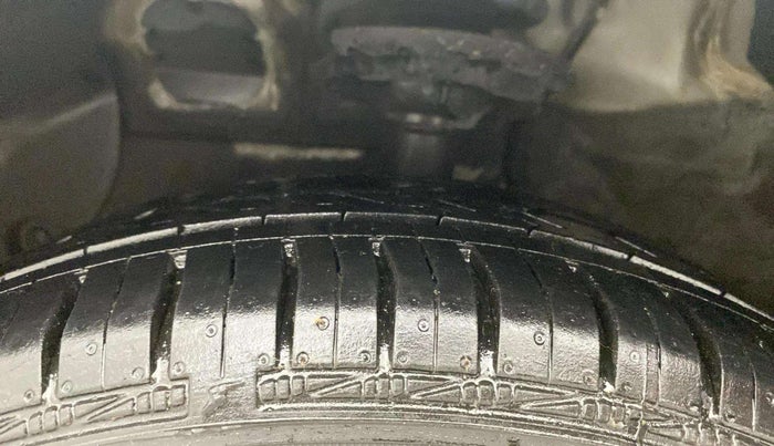 2018 Hyundai Grand i10 SPORTZ AT 1.2 KAPPA VTVT, Petrol, Automatic, 47,830 km, Left Front Tyre Tread