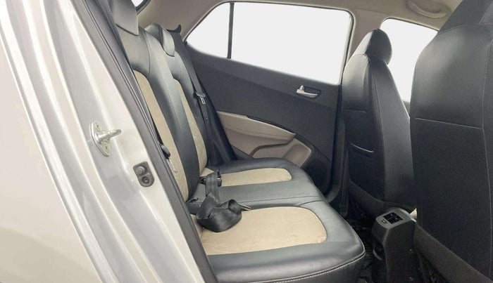 2018 Hyundai Grand i10 SPORTZ AT 1.2 KAPPA VTVT, Petrol, Automatic, 47,830 km, Right Side Rear Door Cabin