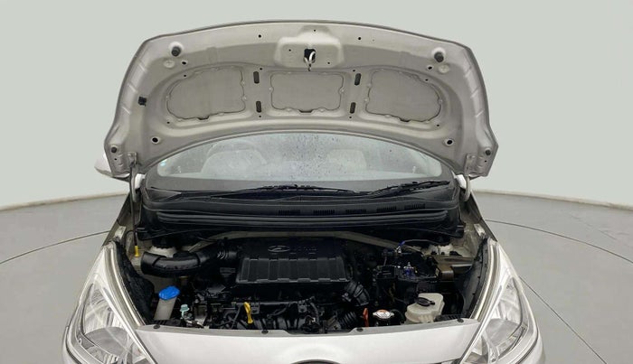 2018 Hyundai Grand i10 SPORTZ AT 1.2 KAPPA VTVT, Petrol, Automatic, 47,830 km, Open Bonet