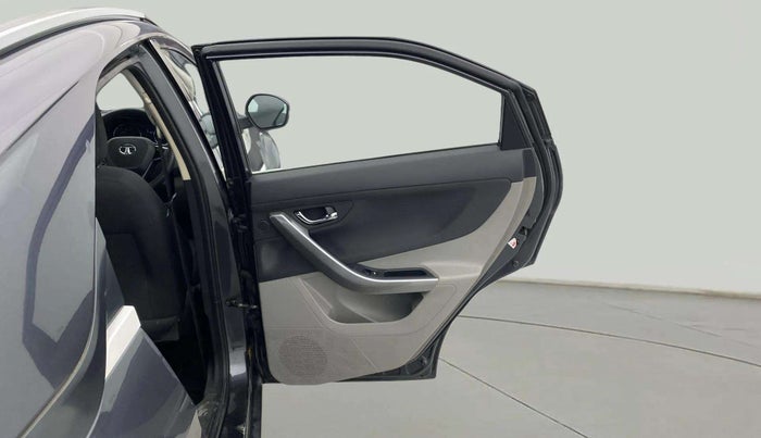 2017 Tata NEXON XZ PLUS PETROL, Petrol, Manual, 38,076 km, RHS Rear Door