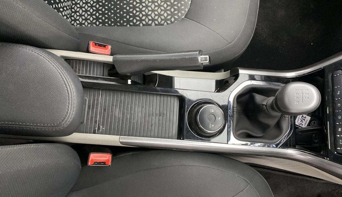 2017 Tata NEXON XZ PLUS PETROL, Petrol, Manual, 38,076 km, Gear Lever