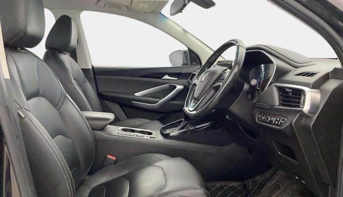 2020 MG HECTOR SHARP 1.5 DCT PETROL, Petrol, Automatic, 88,746 km, Right Side Front Door Cabin