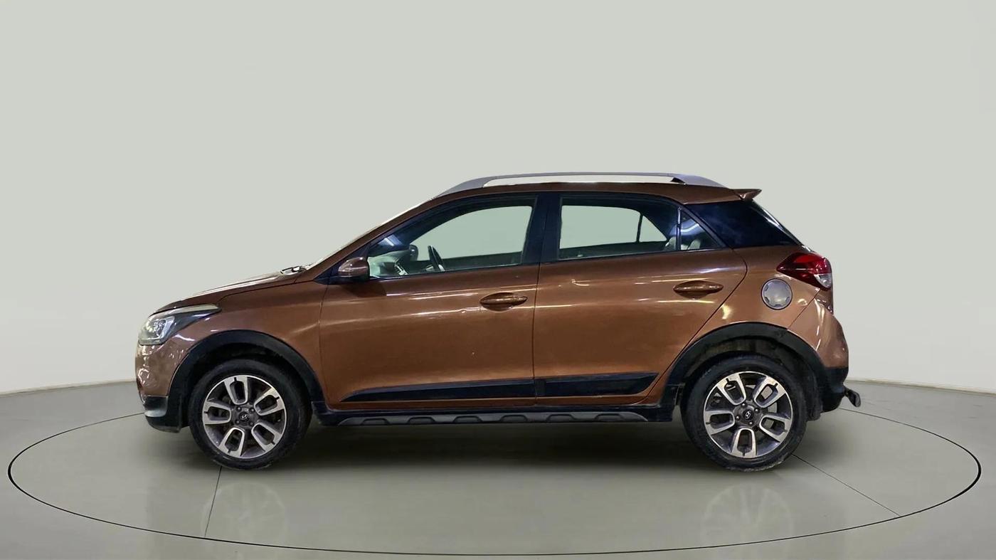 2015 Hyundai i20 Active 1.4 S, Diesel, Manual, 94,800 km, Left Side