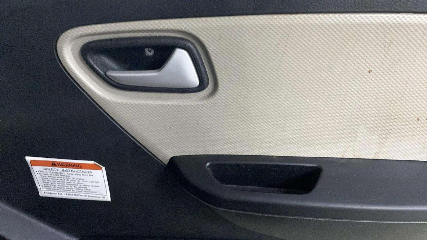 2021 Maruti Alto LXI CNG, CNG, Manual, 29,978 km, Driver Side Door Panels Control