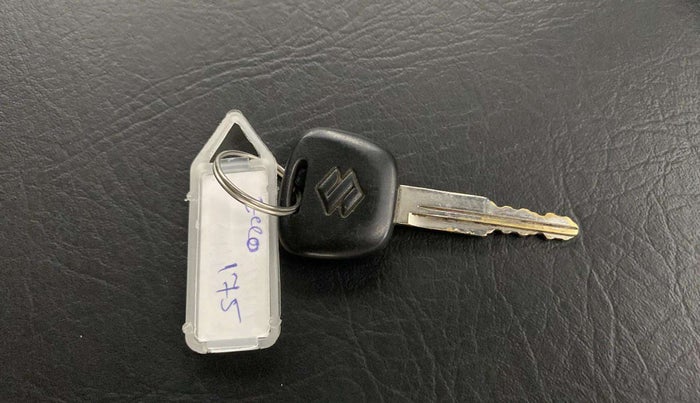 2021 Maruti Eeco 7 STR, Petrol, Manual, 73,097 km, Key Close Up