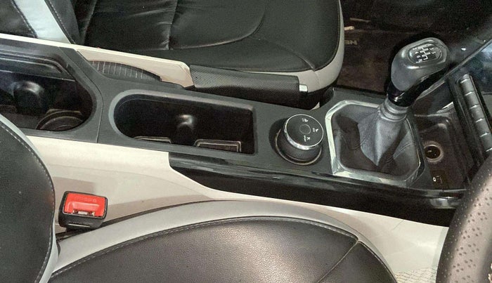 2022 Tata NEXON XZ PETROL, Petrol, Manual, 48,343 km, Gear Lever