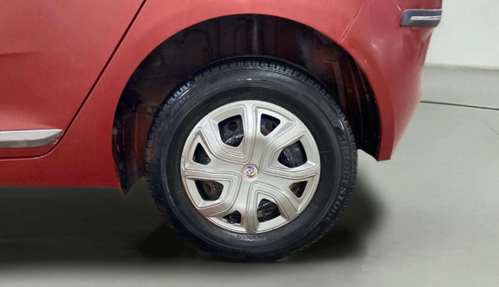 2021 Tata ALTROZ XE PETROL, Petrol, Manual, 34,095 km, Left Rear Wheel