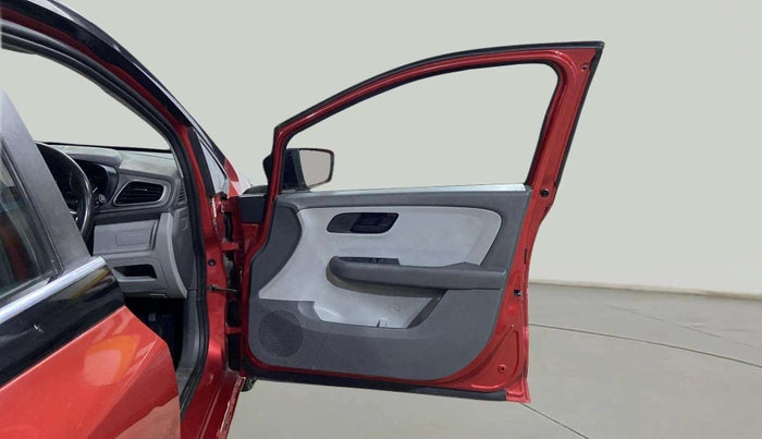 2021 Tata ALTROZ XE PETROL, Petrol, Manual, 34,095 km, RHS Front Door
