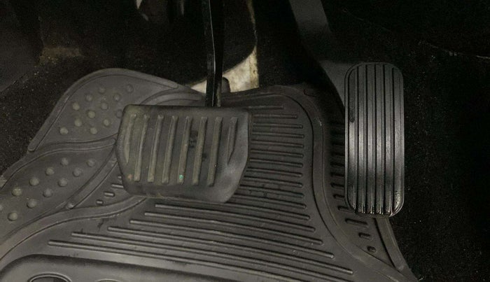 2021 Tata Harrier XZA PLUS 2.0L, Diesel, Automatic, 57,357 km, Pedals