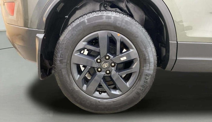 2021 Tata Harrier XZA PLUS 2.0L, Diesel, Automatic, 57,357 km, Right Rear Wheel