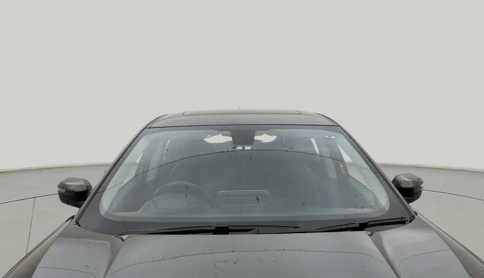 2021 Tata Harrier XZA PLUS 2.0L, Diesel, Automatic, 57,357 km, Front Windshield
