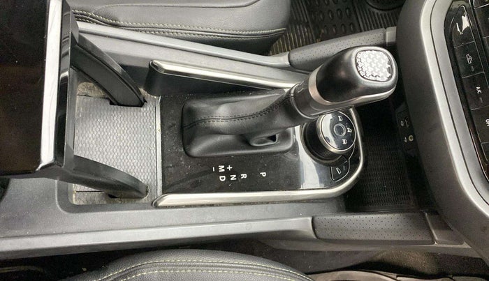 2021 Tata Harrier XZA PLUS 2.0L, Diesel, Automatic, 57,357 km, Gear Lever