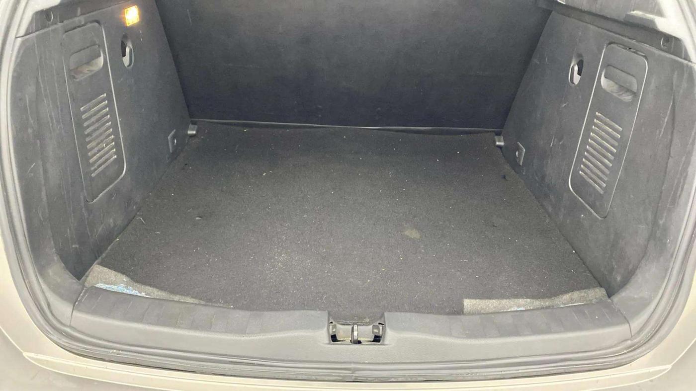 2020 Nissan Kicks XV 1.5, Petrol, Manual, 81,457 km, Boot Inside