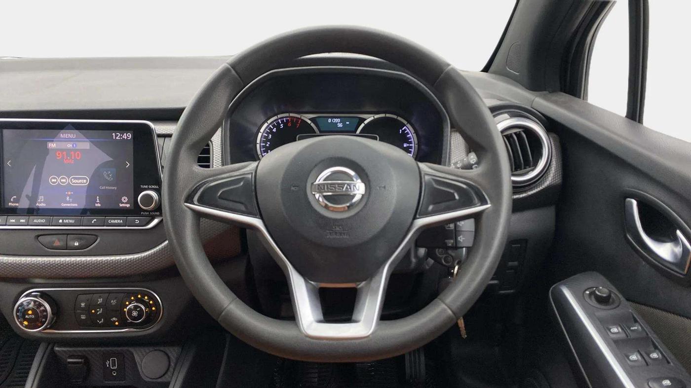2020 Nissan Kicks XV 1.5, Petrol, Manual, 81,457 km, Steering Wheel Close Up