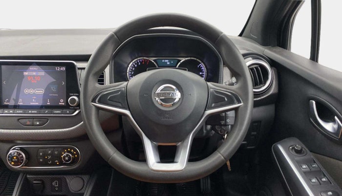 2020 Nissan Kicks XV 1.5, Petrol, Manual, 81,391 km, Steering Wheel Close Up