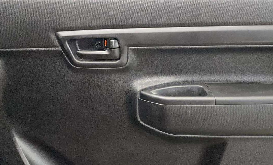2024 Maruti S PRESSO VXI PLUS (O) AMT, Petrol, Automatic, 4,329 km, Driver Side Door Panels Control