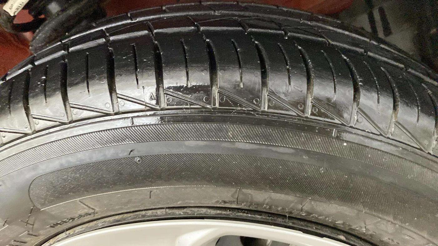 2024 Maruti S PRESSO VXI PLUS (O) AMT, Petrol, Automatic, 4,329 km, Right Front Tyre Tread