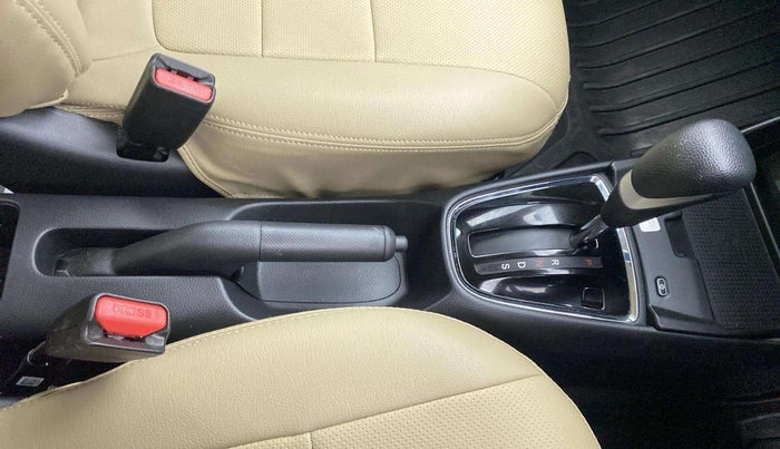 2023 Honda Amaze 1.2L I-VTEC VX CVT, Petrol, Automatic, 13,730 km, Gear Lever