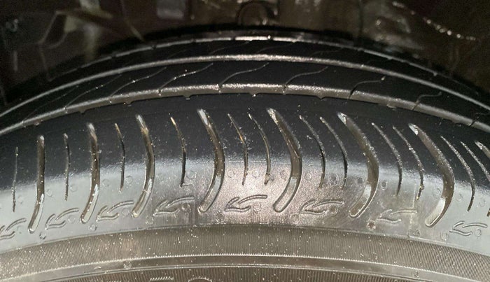 2023 Honda Amaze 1.2L I-VTEC VX CVT, Petrol, Automatic, 13,730 km, Left Front Tyre Tread