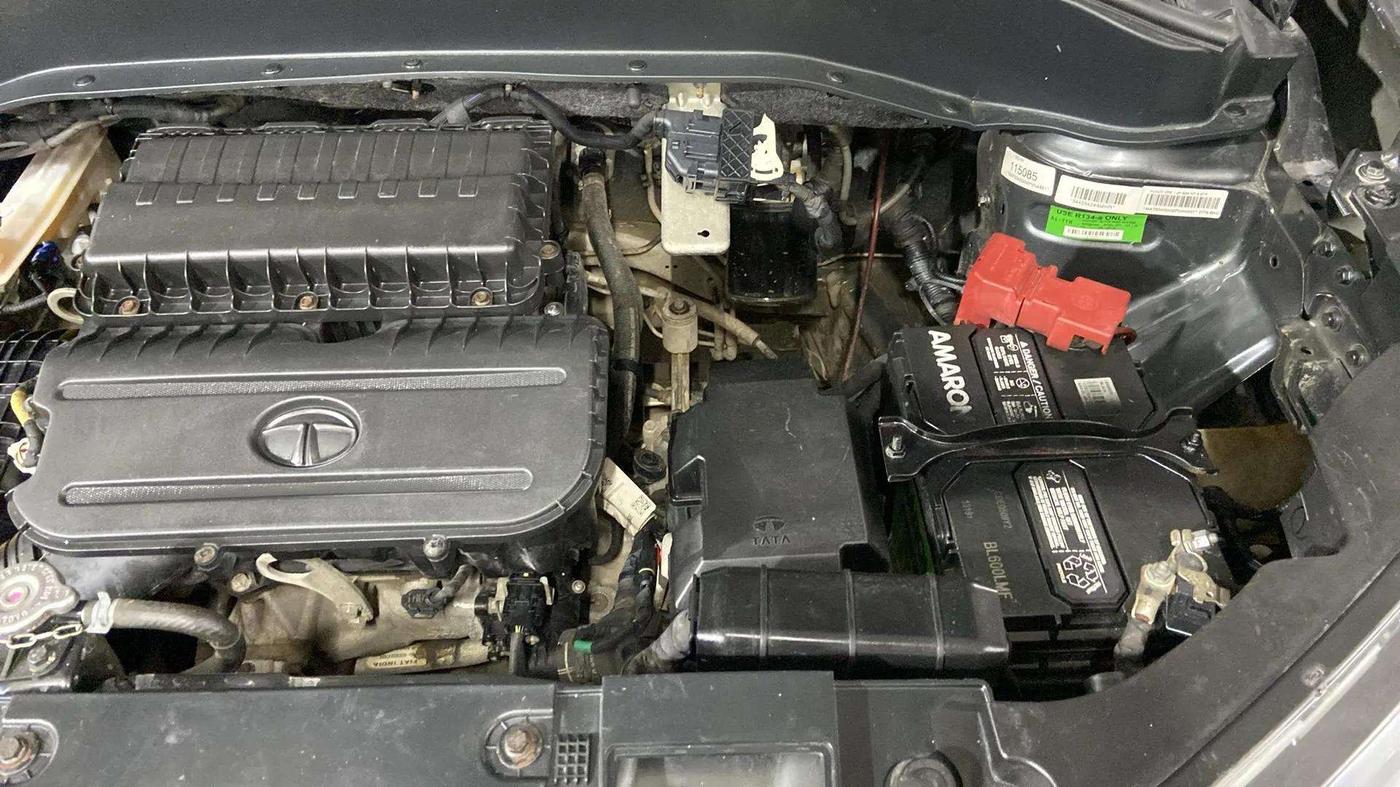 2021 Tata PUNCH CREATIVE  MT, Petrol, Manual, 64,957 km, Engine View - Left