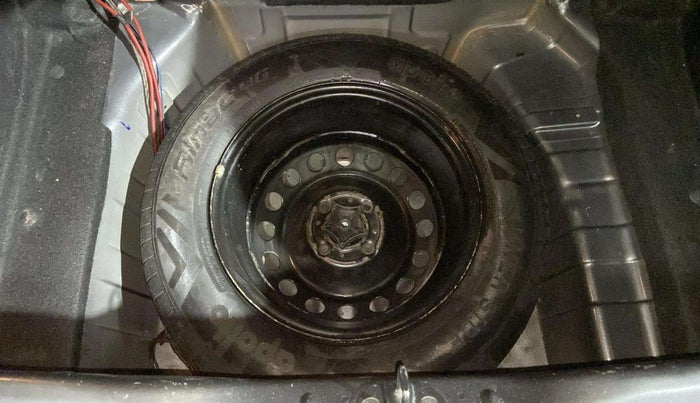2021 Tata PUNCH CREATIVE  MT, Petrol, Manual, 64,829 km, Spare Tyre