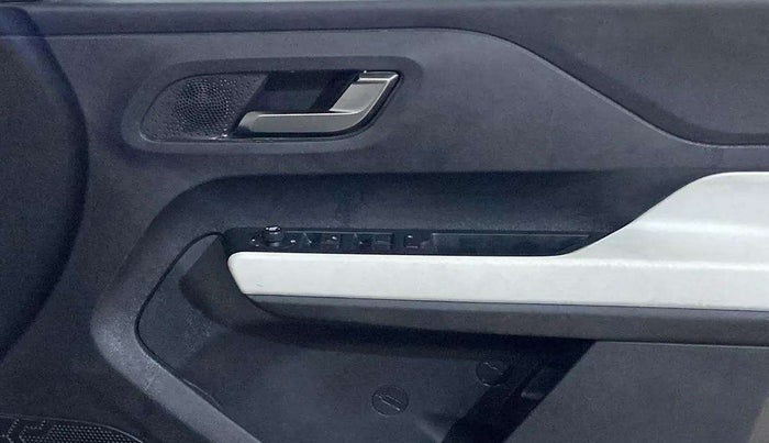 2021 Tata PUNCH CREATIVE  MT, Petrol, Manual, 64,829 km, Driver Side Door Panels Control