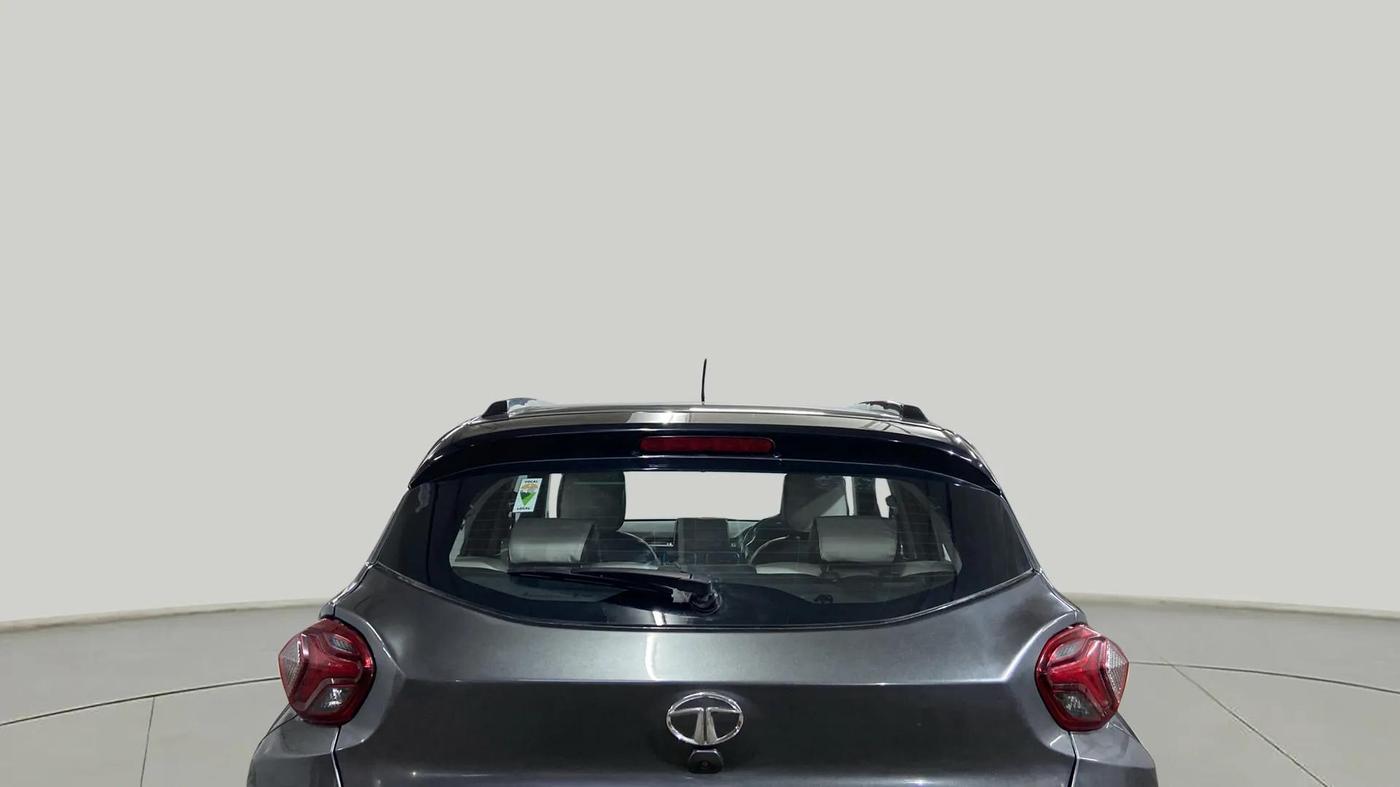 2021 Tata PUNCH CREATIVE  MT, Petrol, Manual, 64,957 km, Rear Windshield