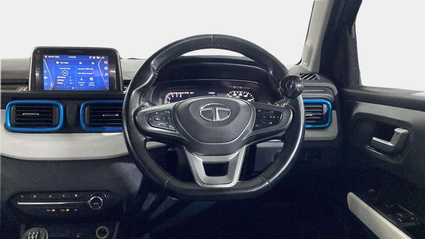 2021 Tata PUNCH CREATIVE  MT, Petrol, Manual, 64,957 km, Steering Wheel Close Up