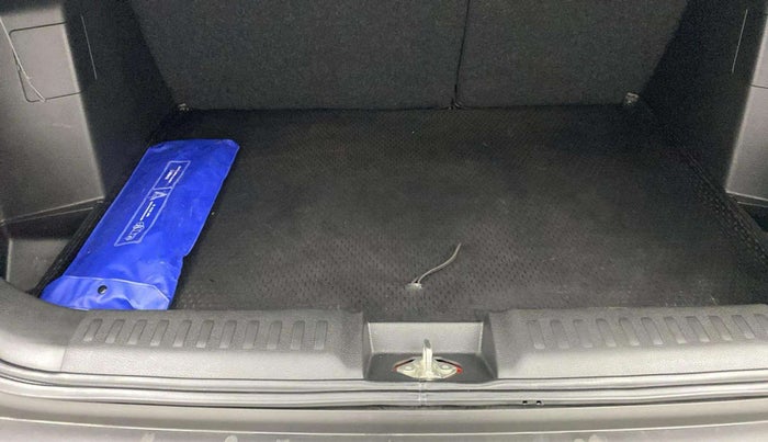 2024 Maruti BREZZA ZXI + SMART HYBRID DUAL TONE, Petrol, Manual, 9,607 km, Boot Inside