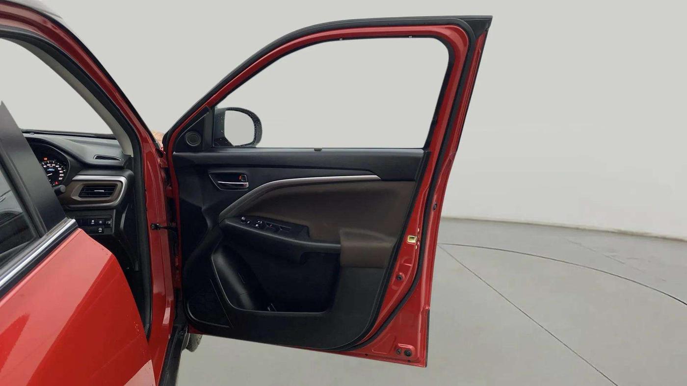 2024 Maruti BREZZA ZXI + SMART HYBRID DUAL TONE, Petrol, Manual, 9,742 km, RHS Front Door