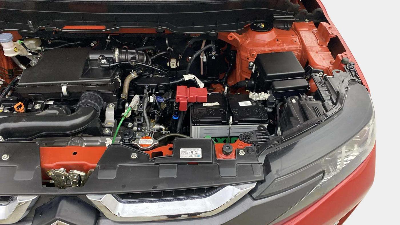 2024 Maruti BREZZA ZXI + SMART HYBRID DUAL TONE, Petrol, Manual, 9,742 km, Engine View - Left