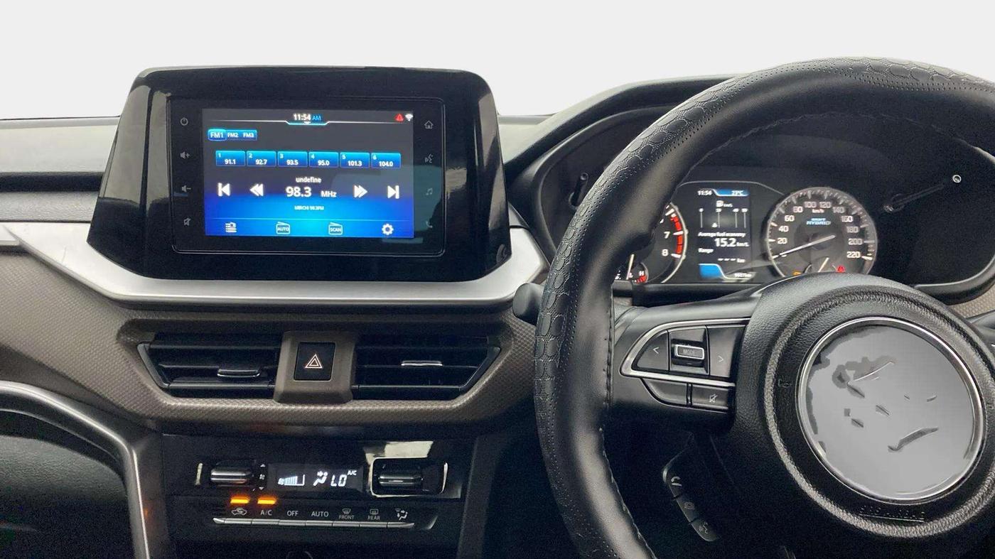 2024 Maruti BREZZA ZXI + SMART HYBRID DUAL TONE, Petrol, Manual, 9,742 km, Air Conditioner