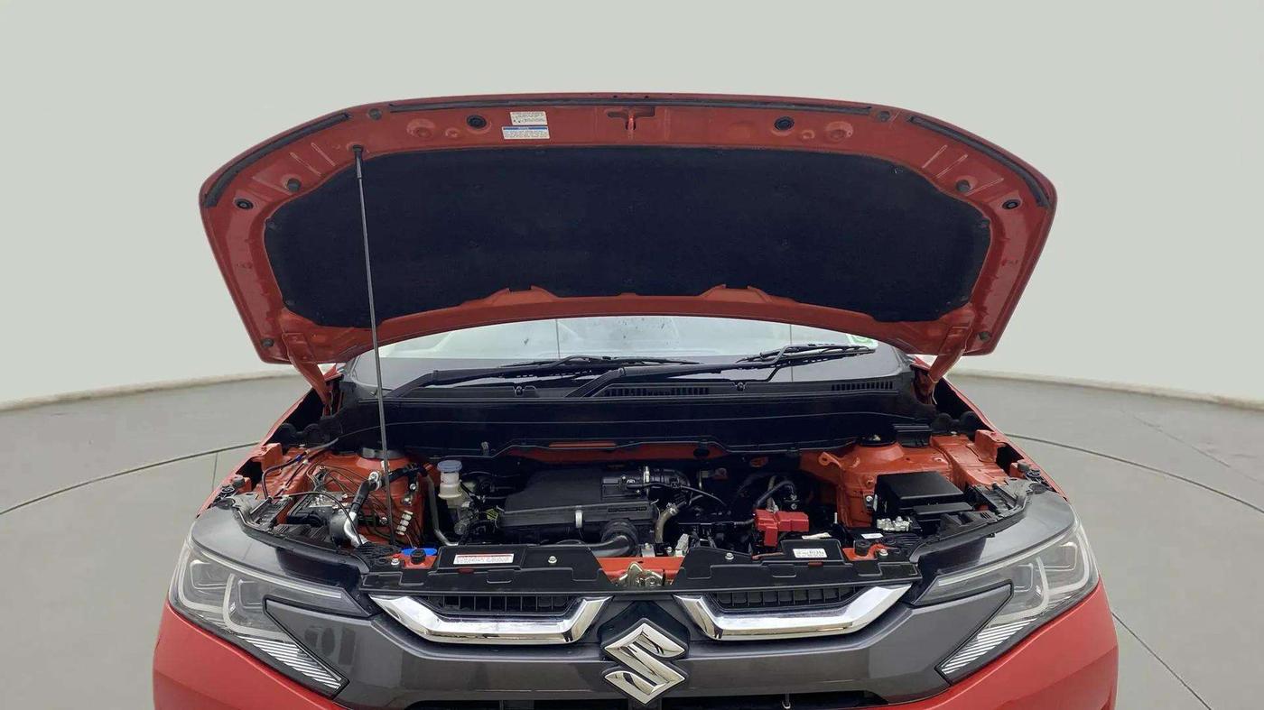 2024 Maruti BREZZA ZXI + SMART HYBRID DUAL TONE, Petrol, Manual, 9,742 km, Open Bonet