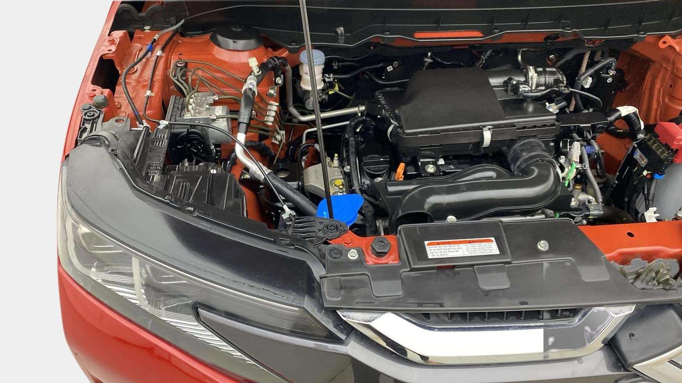 2024 Maruti BREZZA ZXI + SMART HYBRID DUAL TONE, Petrol, Manual, 9,742 km, Engine View - Right