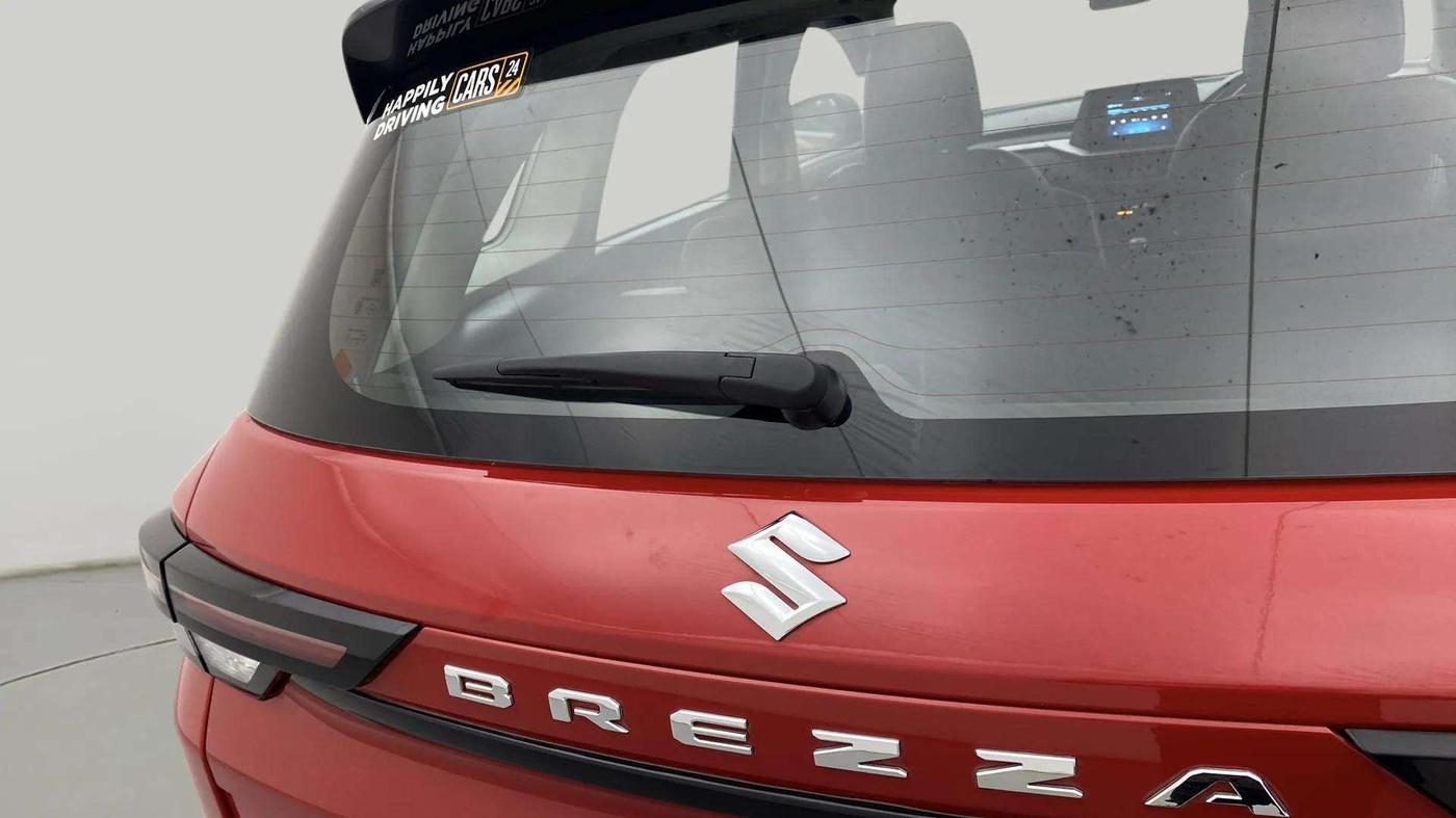 2024 Maruti BREZZA ZXI + SMART HYBRID DUAL TONE, Petrol, Manual, 9,742 km, Rear Wiper