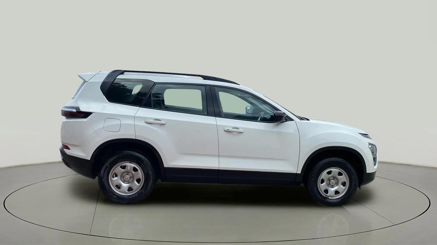 2022 Tata Safari XE, Diesel, Manual, 55,612 km, Right Side View