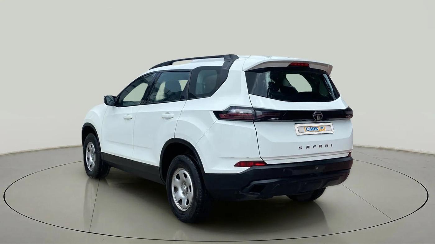2022 Tata Safari XE, Diesel, Manual, 55,612 km, Left Back Diagonal