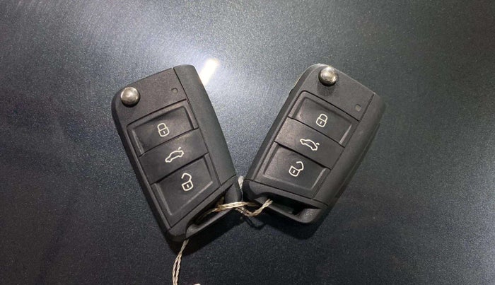 2022 Skoda SLAVIA AMBITION 1.0L TSI AT, Petrol, Automatic, 12,931 km, Key Close Up