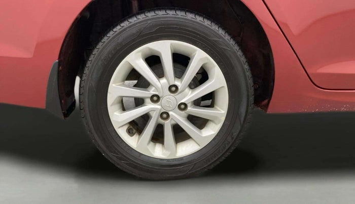 2018 Hyundai Verna 1.6 EX AT CRDI, Diesel, Automatic, 66,232 km, Right Rear Wheel