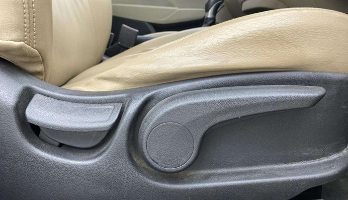 2018 Hyundai Verna 1.6 EX AT CRDI, Diesel, Automatic, 66,232 km, Driver Side Adjustment Panel