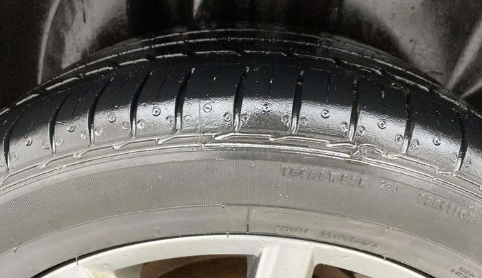2021 Volkswagen Vento HIGHLINE PLUS 1.0L TSI AT, Petrol, Automatic, 45,875 km, Right Rear Tyre Tread