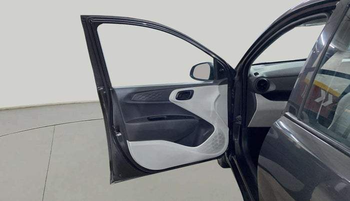 2022 Hyundai GRAND I10 NIOS ERA 1.2 KAPPA VTVT, Petrol, Manual, 11,897 km, LHS Front Door