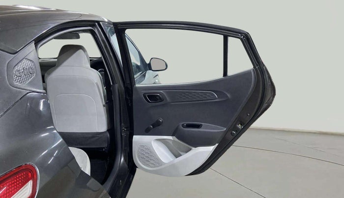 2022 Hyundai GRAND I10 NIOS ERA 1.2 KAPPA VTVT, Petrol, Manual, 11,897 km, RHS Rear Door